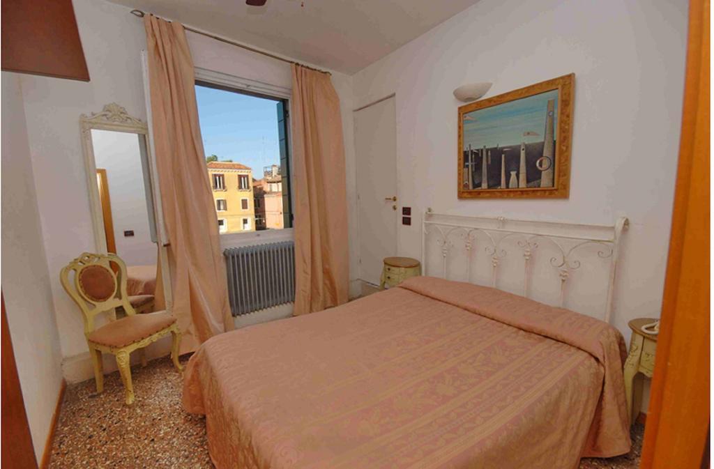 Hotel Antico Capon البندقية الغرفة الصورة